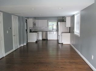 922 Pendleton St, Alexandria, VA 22314