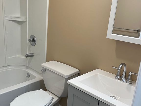 3rd image of 339 Belmont Ave