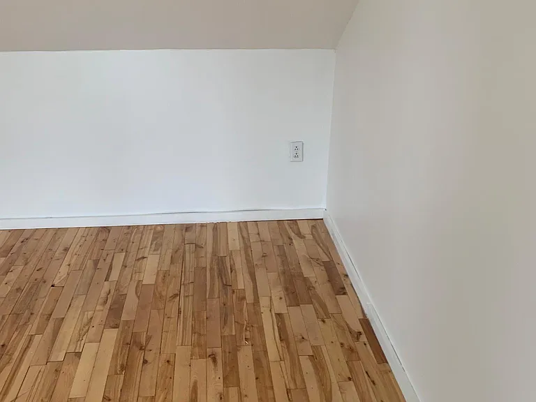 48 Boynton St — Photo 9