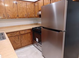 1518 Berg Dr APT 1S, Dolton, IL 60419