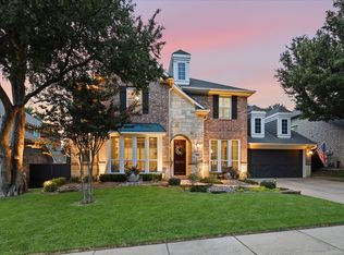 944 Spring Creek Dr, Grapevine, TX 76051