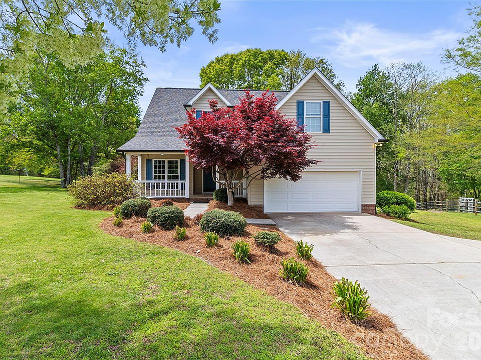 1st image of 702 Addie Dr
