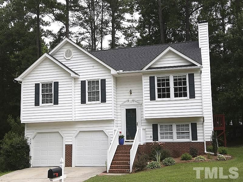 1st image of 216 Wood Valley Ct