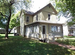 413 N Grant Ave, Chanute, KS 66720