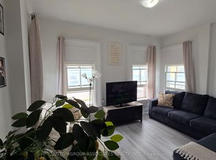 65 Holland St W #3, Bradford West Gwillimbury, ON L3Z 1R9