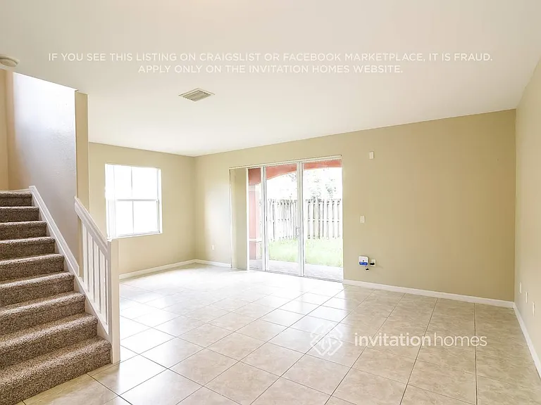 15307 SW 88th Ter — Photo 3
