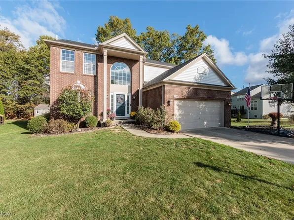 27346 Tiller Dr, Olmsted Township, OH 44138