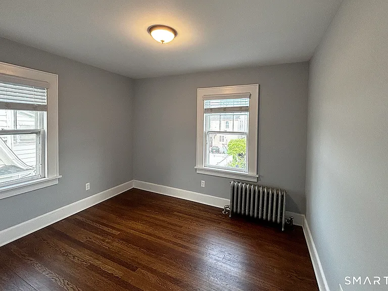 111 Arcadia Ave — Photo 17