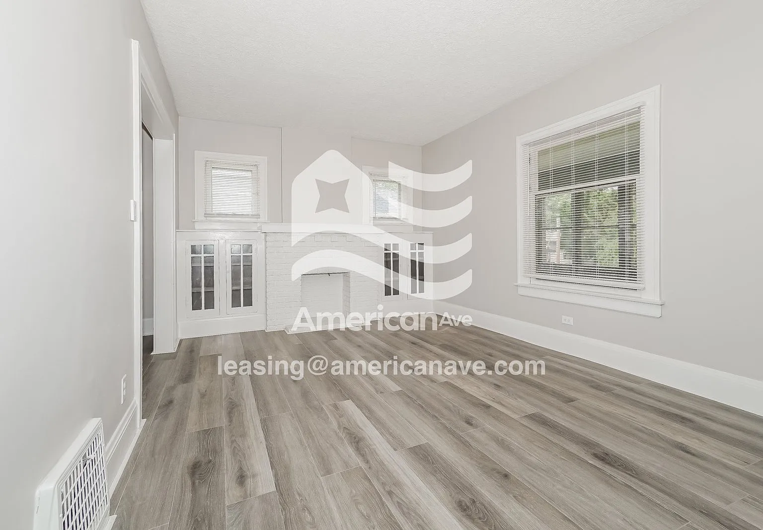 3 bed, 1.0 bath, 1565 sqft, $997 — Photo 3