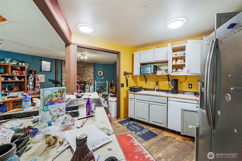 5th image of 12932 231st Avenue SE