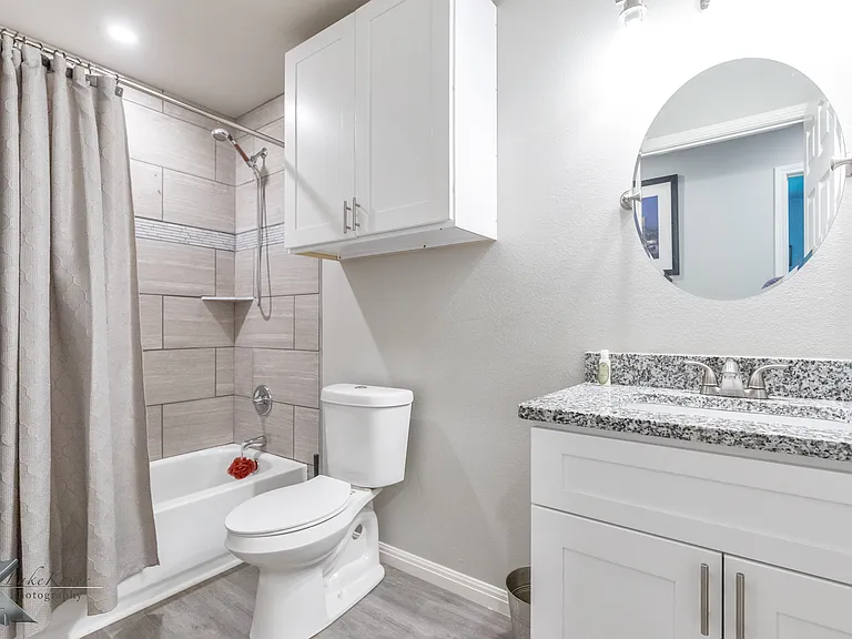 3233 Ann Arbor Ln — Photo 15