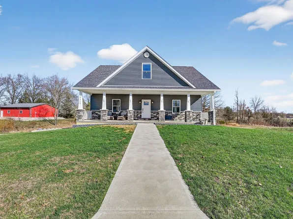 10312 Liana Dr, Dillsboro, IN 47018