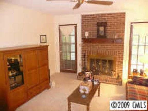 4th image of 7415 Mill Pond Dr