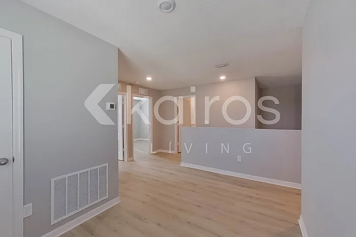 30098 Fedora Cir — Photo 21