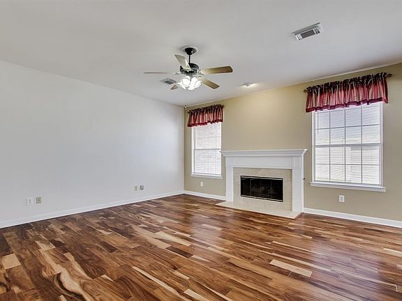 4th image of 6025 Mendota Dr