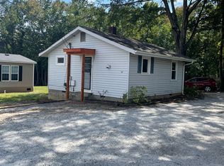 12 Roe Rd, Greenville, SC 29611