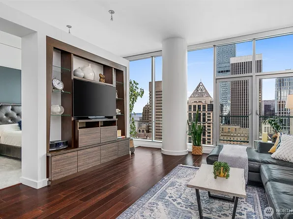 909 5th Avenue #1902, Seattle, WA 98104