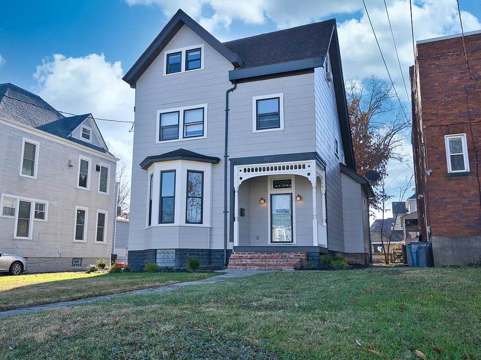 1907 Mentor Ave