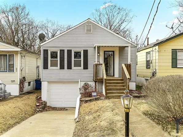 249 S Hartnett Ave, Saint Louis, MO 63135