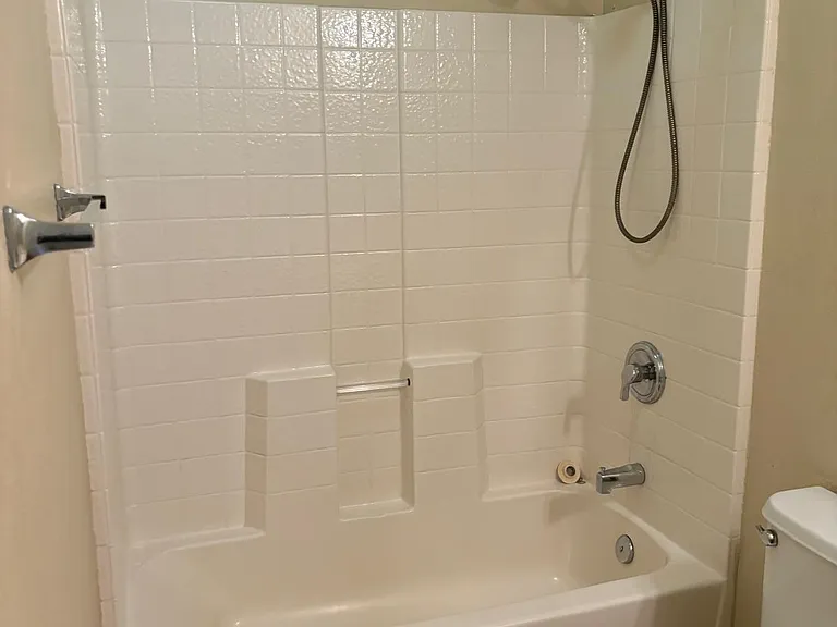 530 Bridgeford Dr — Photo 12