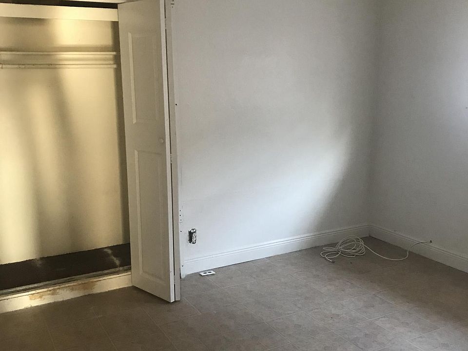 2nd image of 1334 NW 8th Ave