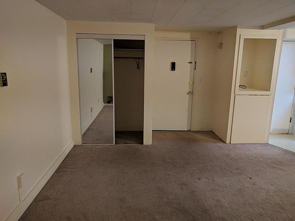 4th image of 735 Belmont Ave E APT 100