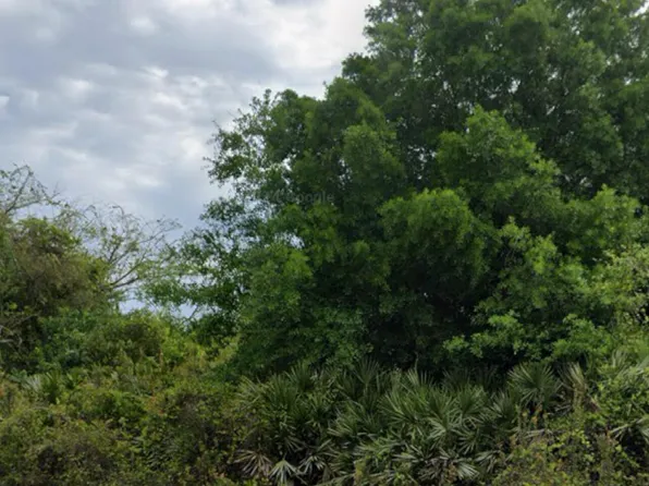 3268 NW 19th Avenue, Okeechobee, FL 34972