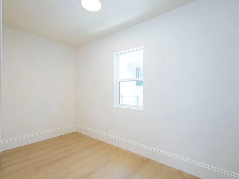 914 E Martin Luther King Jr Blvd #914.5 — Photo 16