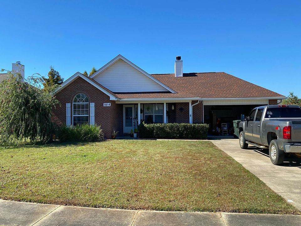 1st image of 1814 Rhett Pl