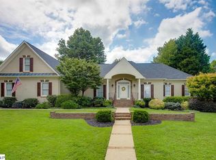 38 Hobcaw Dr, Greer, SC 29650