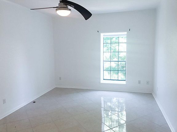 4th image of 2400 N Braeswood Blvd APT 303