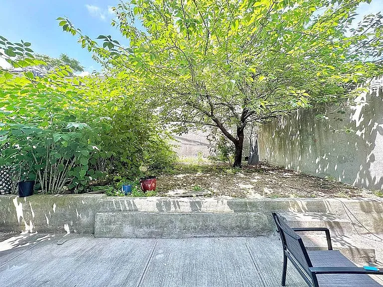 189 Johnson Ave #1B — Photo 11