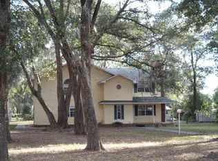 13634 Grand Island Shores Rd, Grand Island, FL 32735
