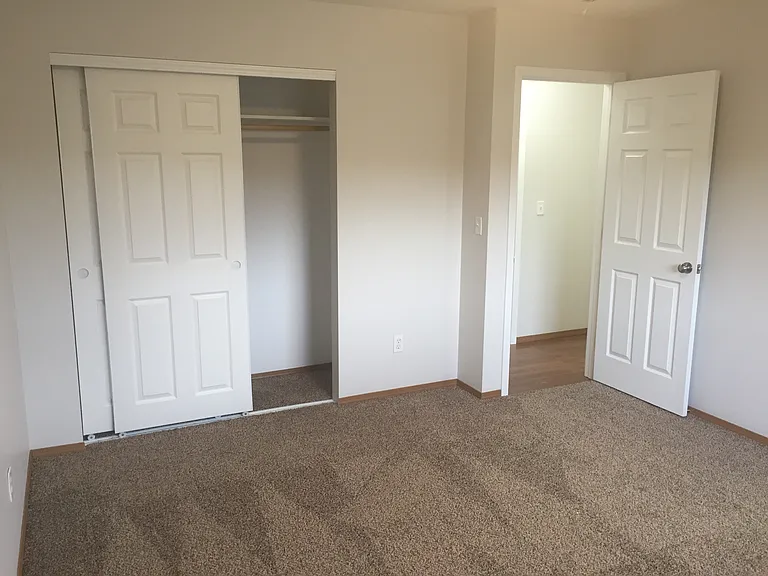 2306 Herndon Dr — Photo 11