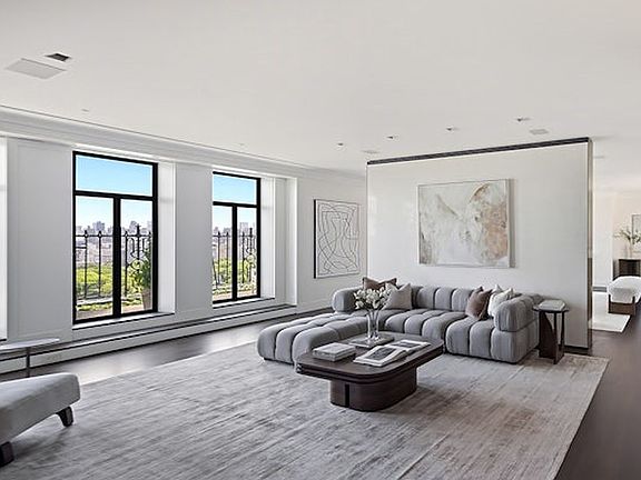 5th image of 211 Central Park W