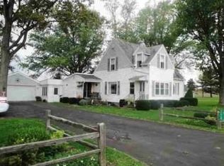 11510 E 425 S, Wolcottville, IN 46795