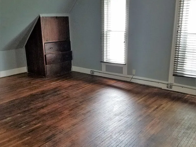 218 South St — Photo 8