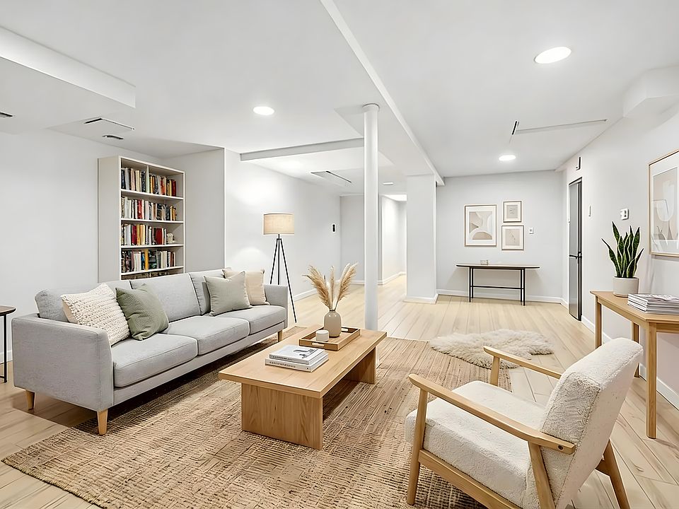 1st image of 851 Hart St #1A