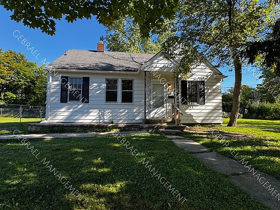 2nd image of 2218 Clement St