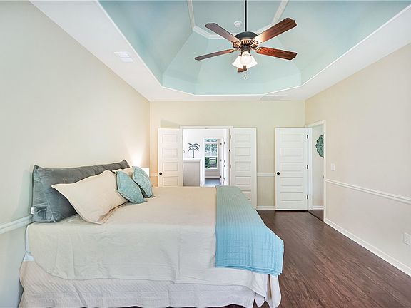 5th image of 144 Buckland Dr
