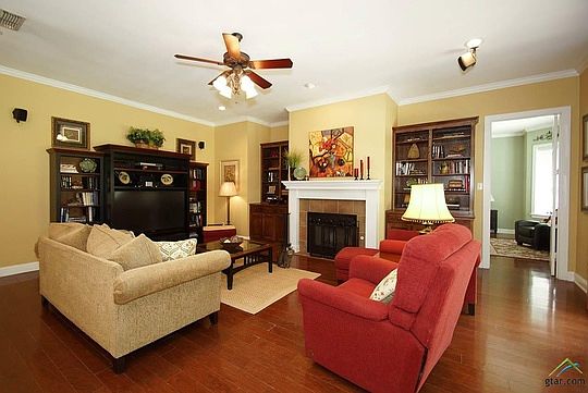 3rd image of 9580 Tessa Ln