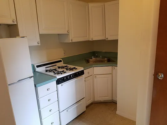 Rented by Prince Real Estate Associates LLC | media 33