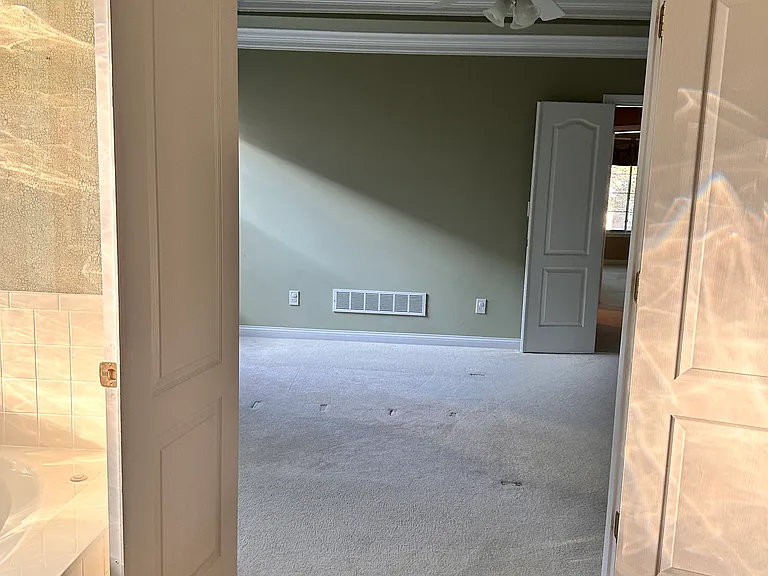 625 Vincent Way — Photo 16