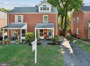 331 S Wayne St, Arlington, VA 22204