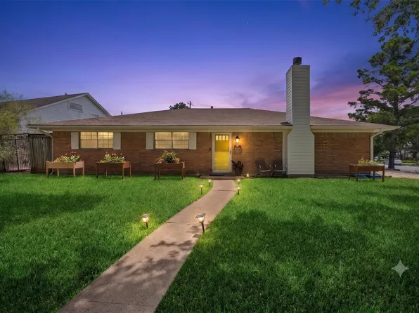 11011 Burdine St, Houston, TX 77096