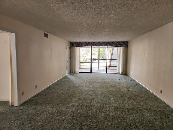 3rd image of 3100 SE Pruitt Road