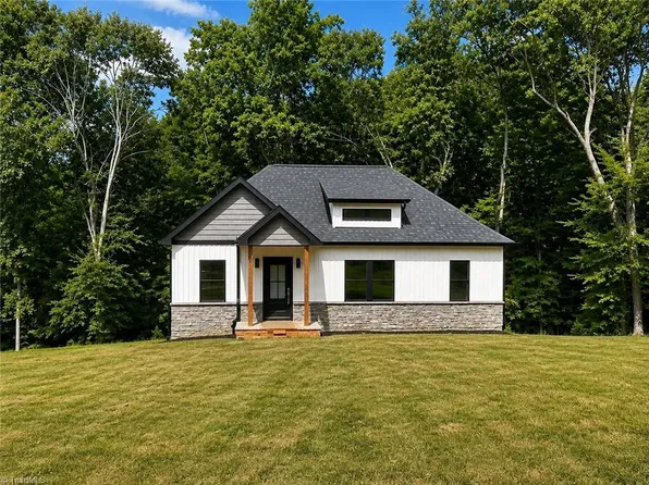 234 Fiddlers Ghost Cir, Mount Gilead, NC 27306