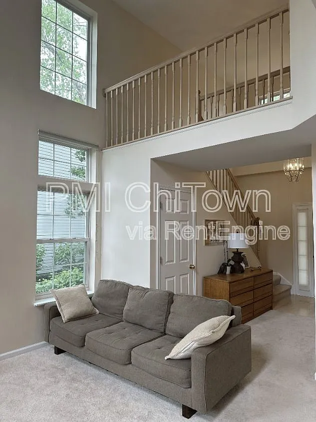 2 bed, 2.5 bath, 1200 sqft, $2,600 — Photo 4