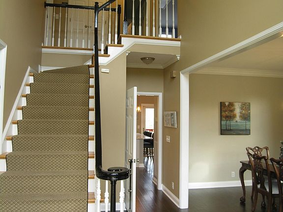 5th image of 1205 Glenbrook Dr