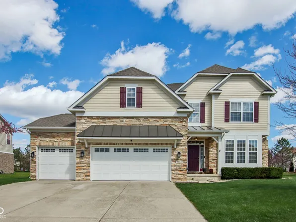 9415 Woodslake Dr, Indianapolis, IN 46278